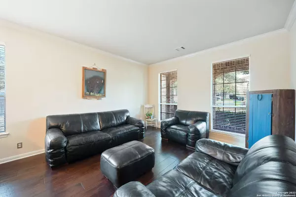 9118 CORDES JCT, Helotes, TX 78023-4545