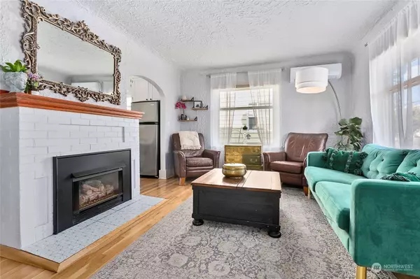 3013 Meridian ST, Bellingham, WA 98225