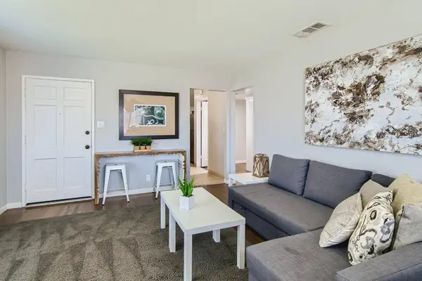 2000 57th ST, Sacramento, CA 95817