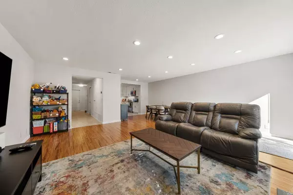 1772 Stuart CT, Benicia, CA 94510