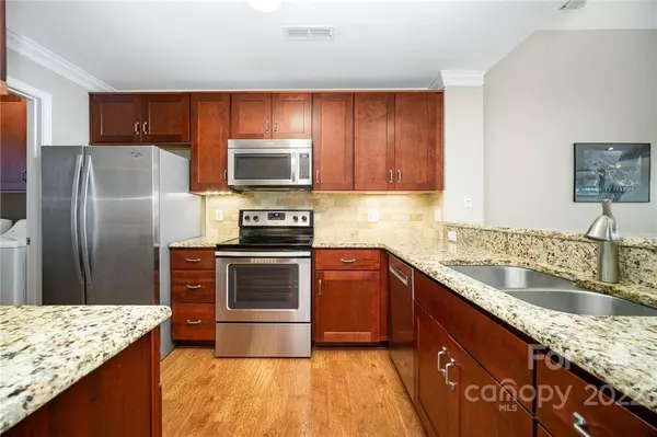 920 Jetton ST #42, Davidson, NC 28036