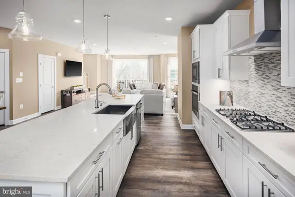 218 HICKORY HOLLOW CT, Cockeysville, MD 21030