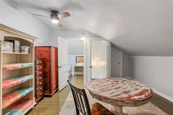 5220 CHAMBERLAIN DR, New Orleans, LA 70122