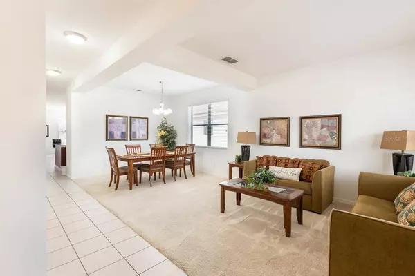 2944 CASABELLA DR, Kissimmee, FL 34744