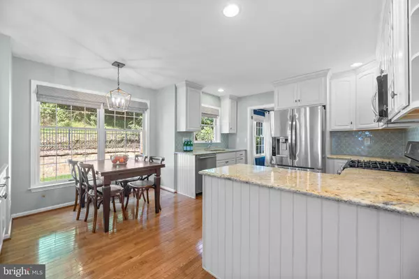 228 HUNTERS RIDGE RD, Lutherville Timonium, MD 21093