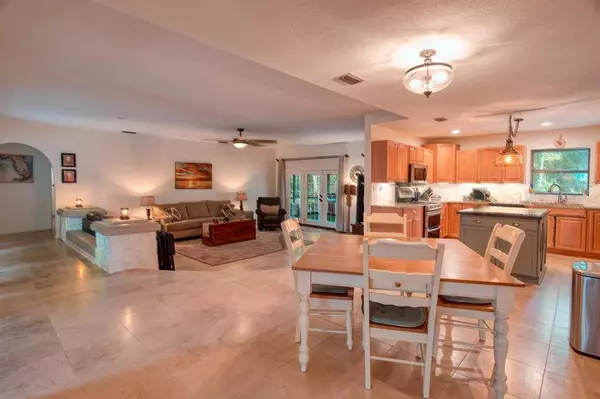 7232 QUAIL HOLLOW BLVD, Wesley Chapel, FL 33544