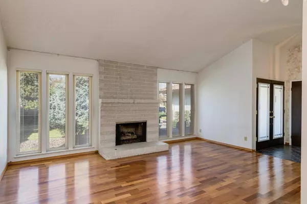 3942 Rochdale DR, Carmichael, CA 95608