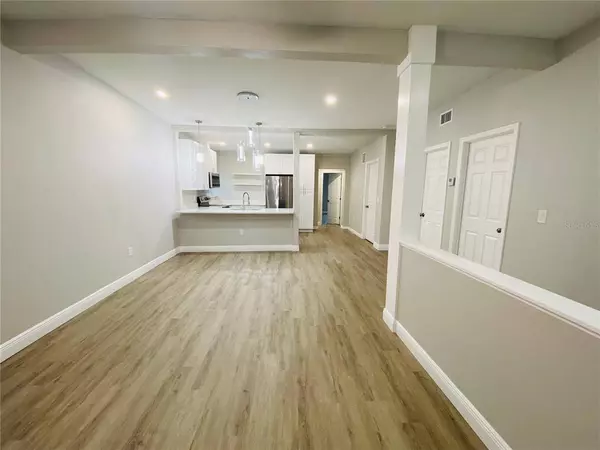 1049 FORMOSA AVE, Winter Park, FL 32789