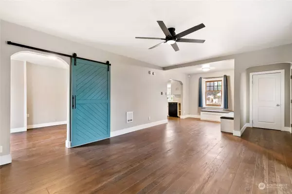 712 90th ST SW, Everett, WA 98204