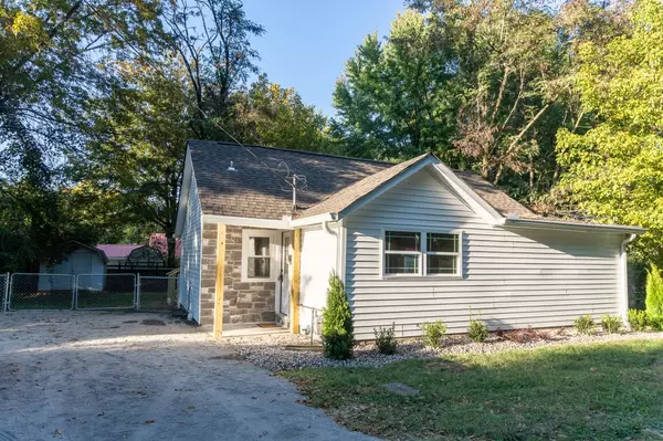 105 Bennett St, Portland, TN 37148