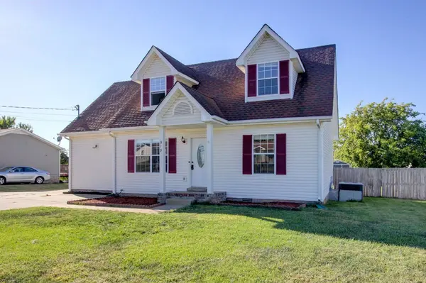 919 Van Buren Ave, Oak Grove, KY 42262