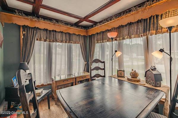 22 Fairmont Avenue, Amsterdam, NY 12010