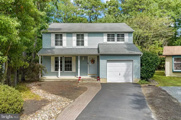 4 ADAMS CT, Marlton, NJ 08053
