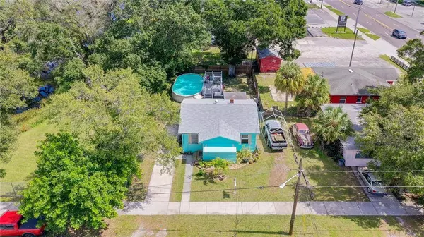 2114 52ND ST S, Gulfport, FL 33707