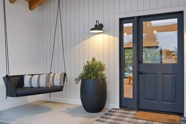 2385 Cornell DR, Costa Mesa, CA 92626