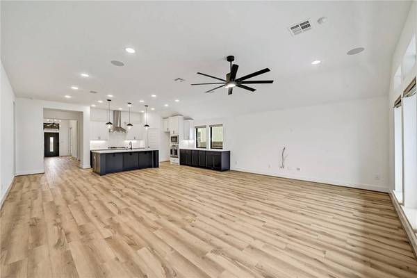 933 Birchbrooke DR, Leander, TX 78641