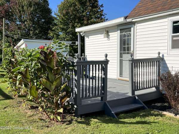 74 Northern Boulevard, Hagaman, NY 12086