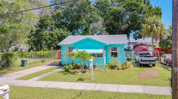 2114 52ND ST S, Gulfport, FL 33707