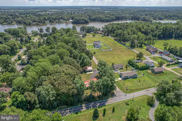 19 VETERANS CIR, Milford, DE 19963