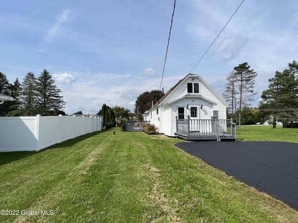 74 Northern Boulevard, Hagaman, NY 12086