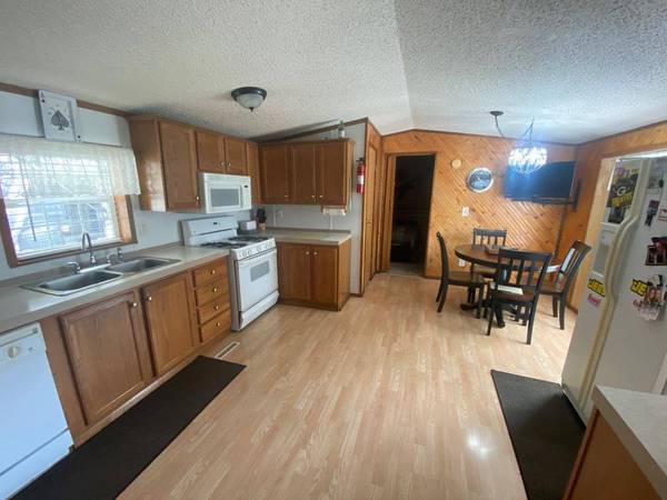 108 FLORA Way - City of Clintonville, Clintonville, WI 54929-8857