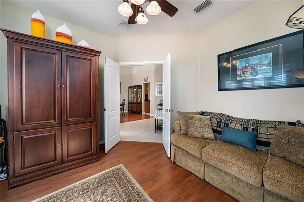 1748 OAK GROVE CHASE DR, Orlando, FL 32820