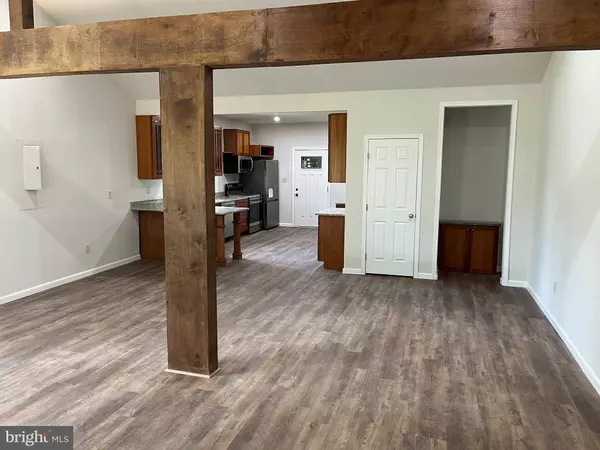 378 STUBBS RD, Kearneysville, WV 25430