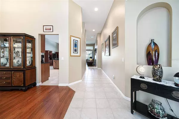 1748 OAK GROVE CHASE DR, Orlando, FL 32820