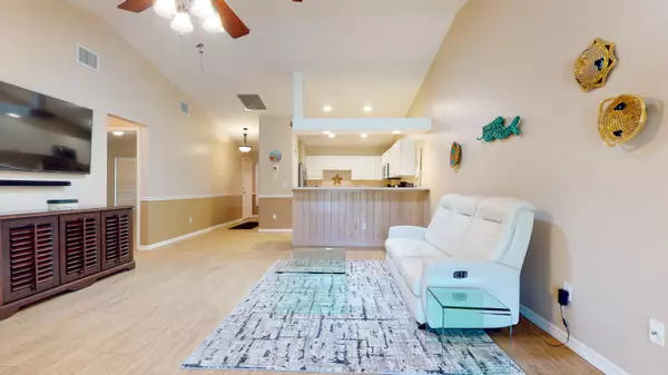 942 S Easy ST, Sebastian, FL 32958