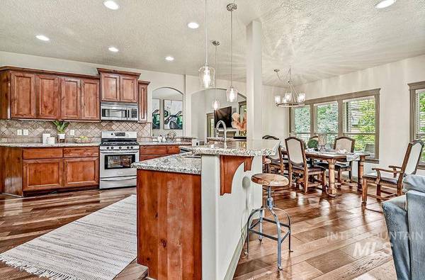 1010 E Rubicon Dr, Boise, ID 83716