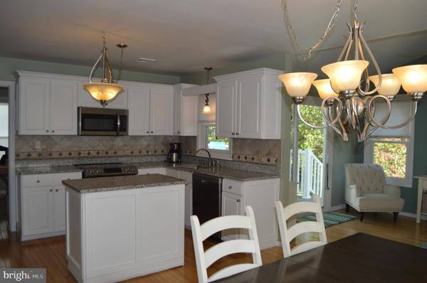 13 W FLINT RIDGE DR N, Reading, PA 19607