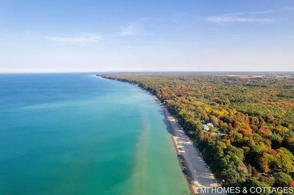 VL Lakeshore Drive, Fennville, MI 49408