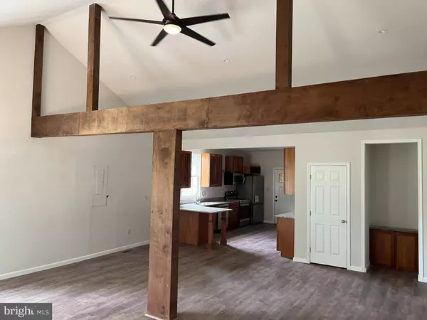 378 STUBBS RD, Kearneysville, WV 25430