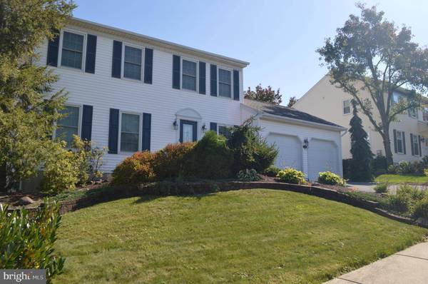 13 W FLINT RIDGE DR N, Reading, PA 19607