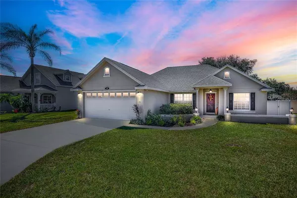 7156 REMINGTON OAKS LOOP