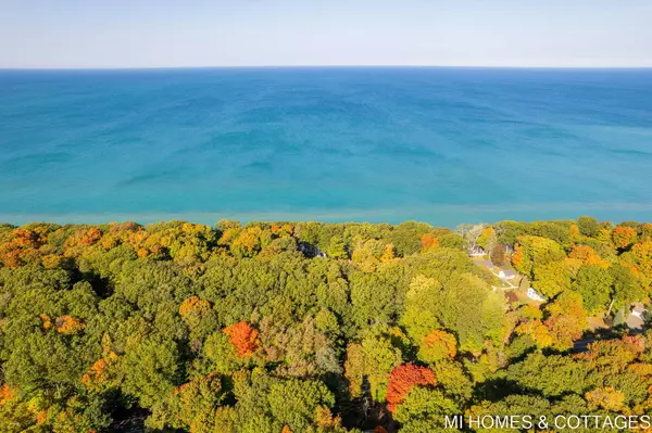 VL Lakeshore Drive, Fennville, MI 49408
