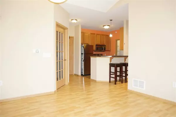 121 Metro Terr #307, Madison, WI 53718