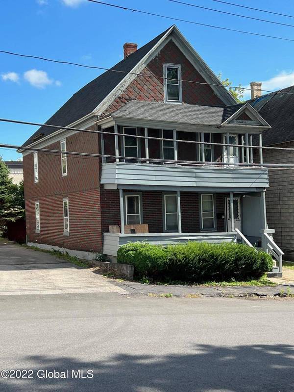 66 Reid Street, Amsterdam, NY 12010