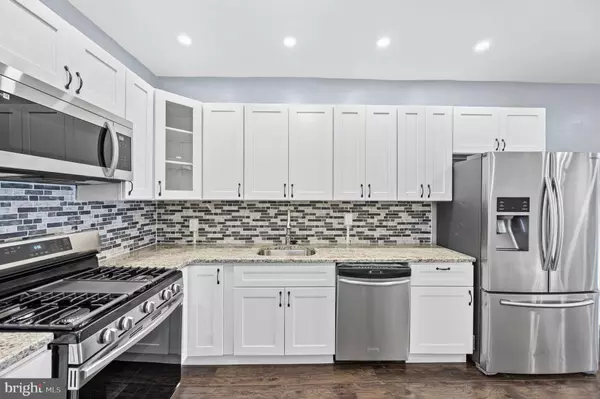 6520 CHESTER AVE, Philadelphia, PA 19142