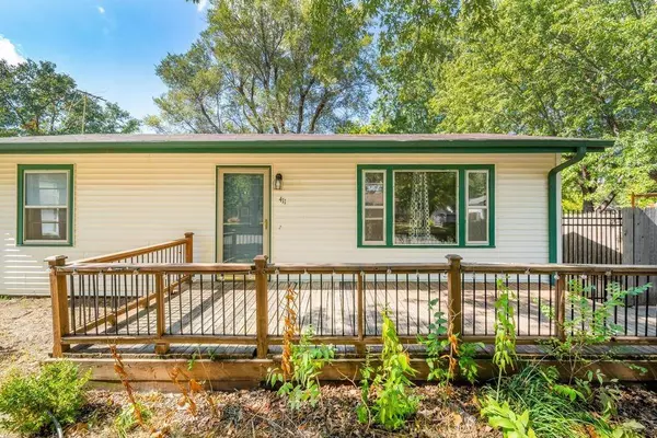 411 N Dexter Ave, Valley Center, KS 67147
