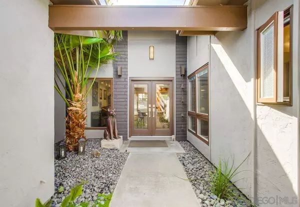 5290 Middleton Rd, San Diego, CA 92109