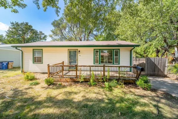 411 N Dexter Ave, Valley Center, KS 67147