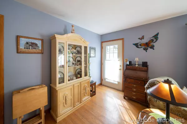 912 Westend NW Avenue, Grand Rapids, MI 49504