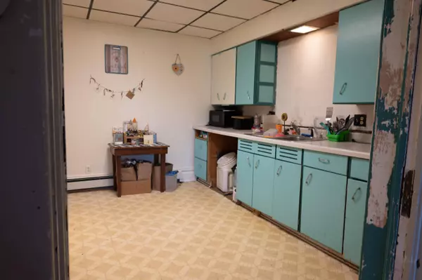 166 W Michigan Avenue, Galesburg, MI 49053