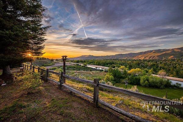 5940 S Schooner Pl, Boise, ID 83716