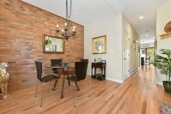 30 Newbern St #2, Boston, MA 02130