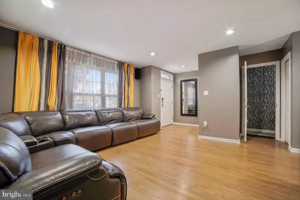 15473 WINDSONG LN, Dumfries, VA 22025