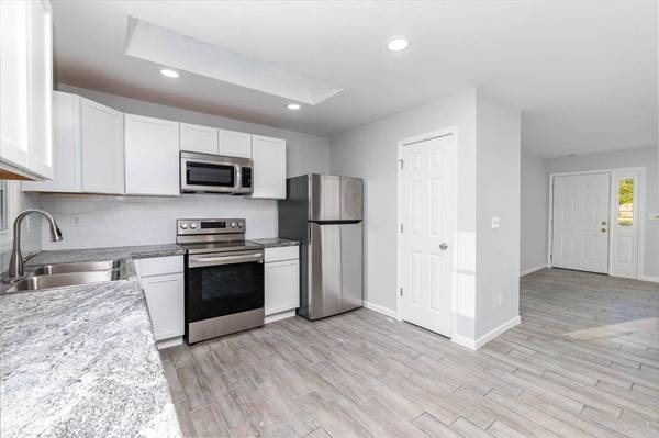 6685 Oakland Road, Goshen Twp, OH 45122