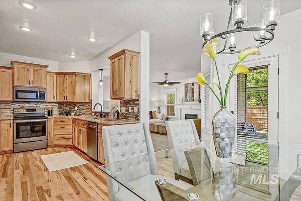 10960 W Hazelwood Dr, Boise, ID 83709