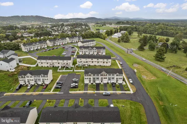 22 NORCROSS CT, Martinsburg, WV 25403